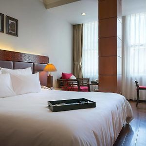 Premium Deluxe Double or Twin Room Window City View